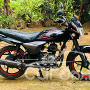 BAJAJ PLATINA 2013