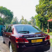 TOYOTA PREMIO 2016