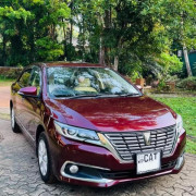 TOYOTA PREMIO 2016