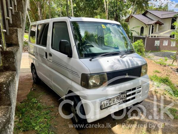 MITSUBISHI MINICAB 2007