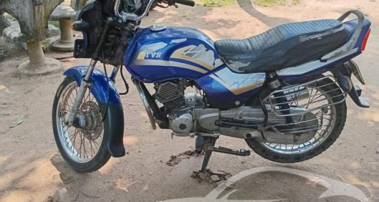 TVS VICTOR 2005