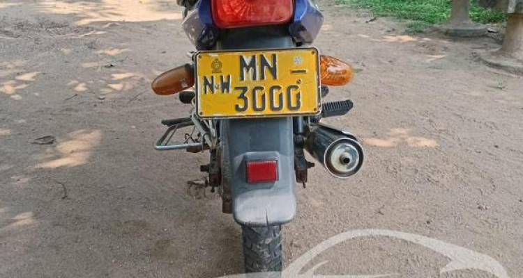 TVS VICTOR 2005