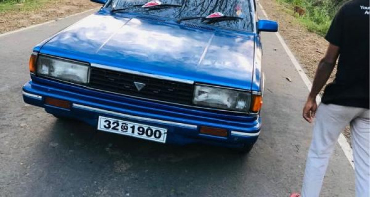 NISSAN BLUEBIRD 1986