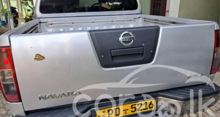 NISSAN NAVARA 2006
