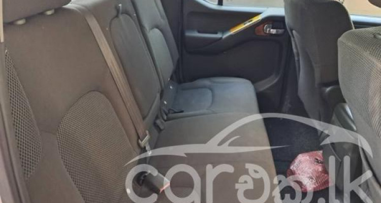 NISSAN NAVARA 2006