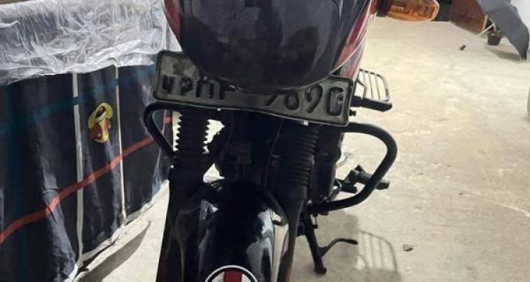 BAJAJ PULSAR 180 2008