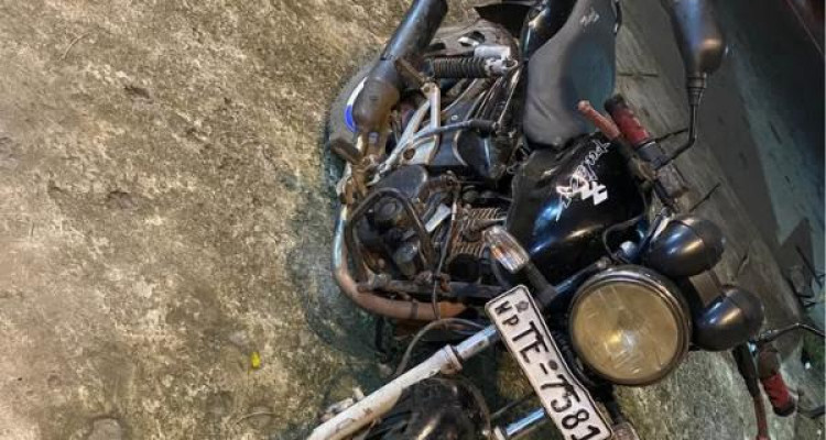 BAJAJ PULSAR 180 2006