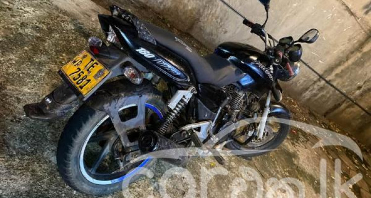 BAJAJ PULSAR 180 2006