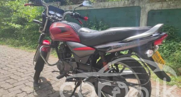BAJAJ PLATINA 2010