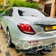 MERCEDES BENZ E200 AMG 2016