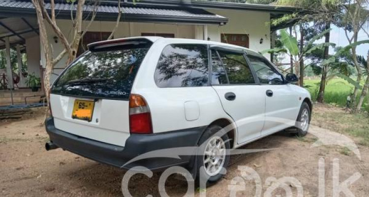 MITSUBISHI LIBERO 1997