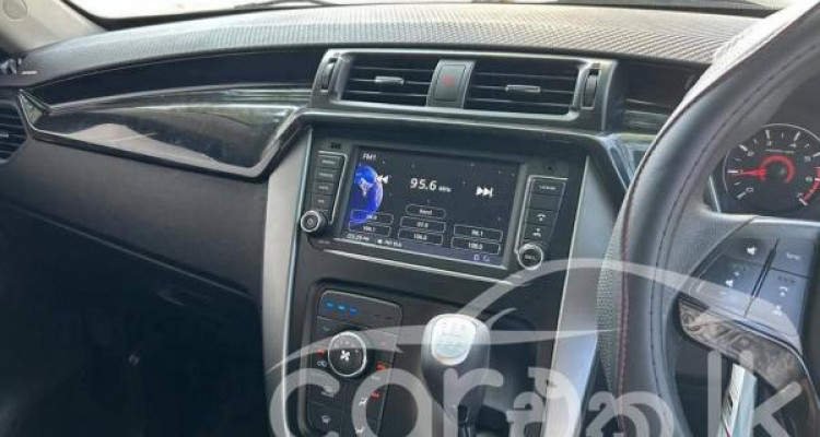 MAHINDRA KUV100 NXT 2021