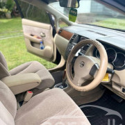 NISSAN TIIDA 2005