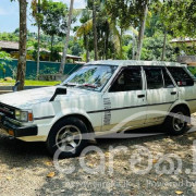TOYOTA COROLLA DX WAGON 1987