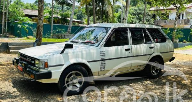 TOYOTA COROLLA DX WAGON 1987