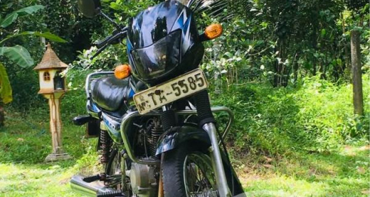 BAJAJ CT100 2006