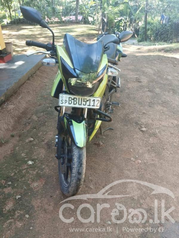 TVS APACHE 2017