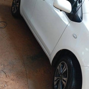 TOYOTA VITZ 2017