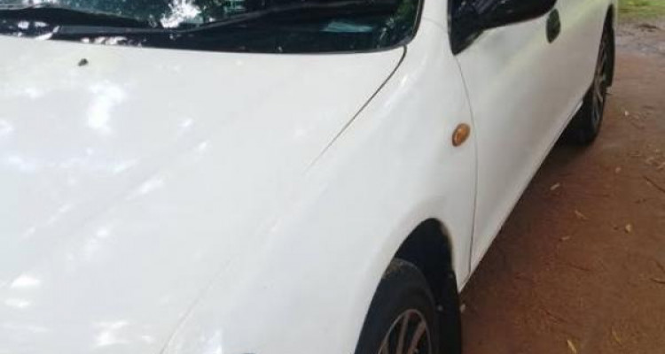 MAZDA FAMILIA 1996