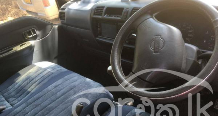 NISSAN VANETTE 2000