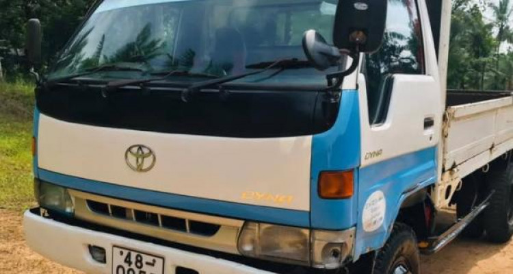 TOYOTA DYNA 1990