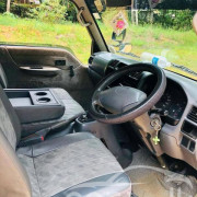 MAZDA BROWNY 2001