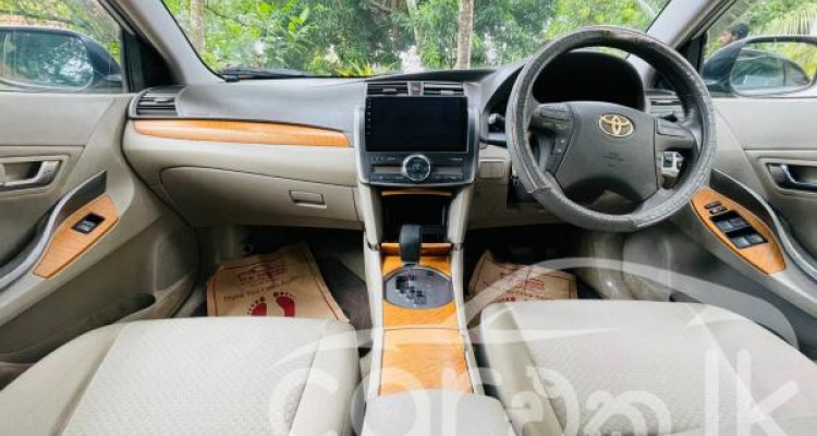 TOYOTA PREMIO 2007