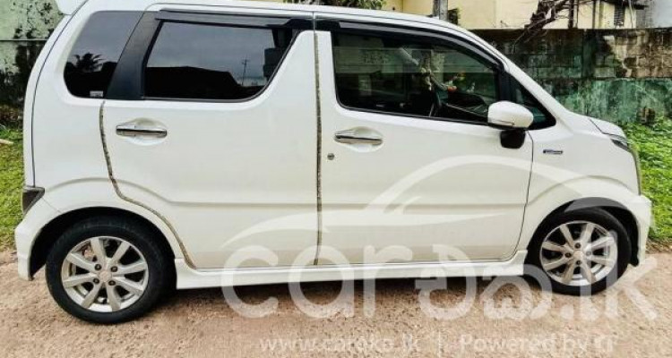 SUZUKI WAGON R STINGRAY 2018