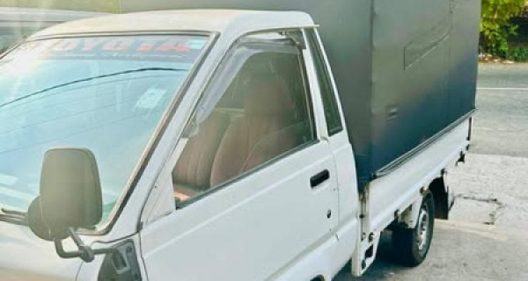 TOYOTA LITEACE 2000