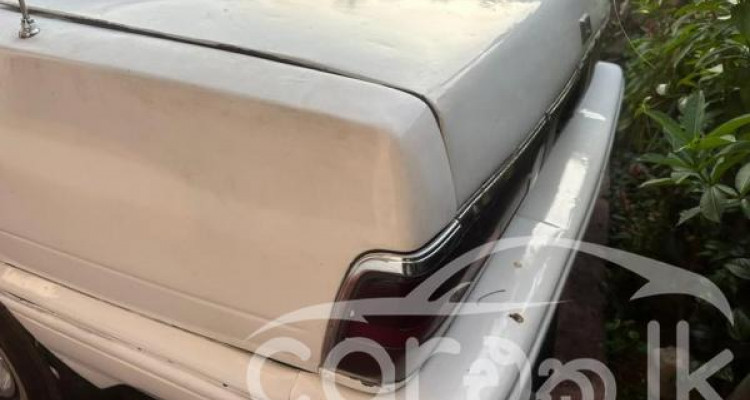 NISSAN CEDRIC 1990