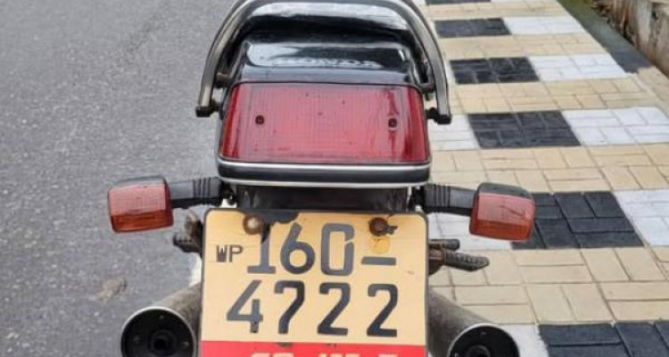 HONDA CB 125 2000