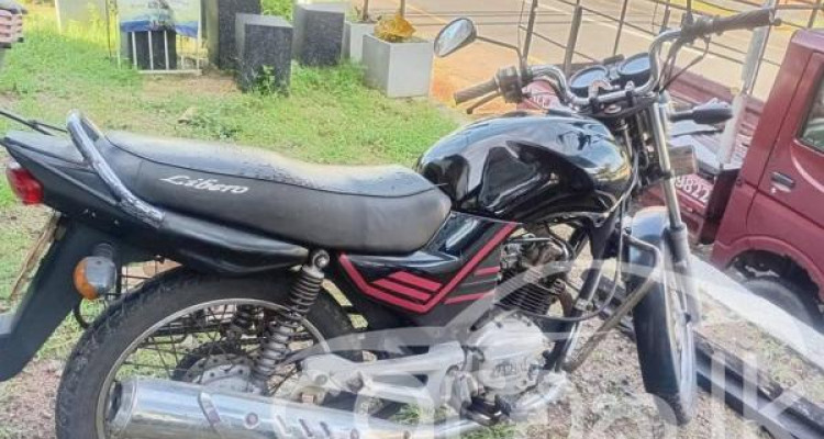 YAMAHA LIBERO 2005