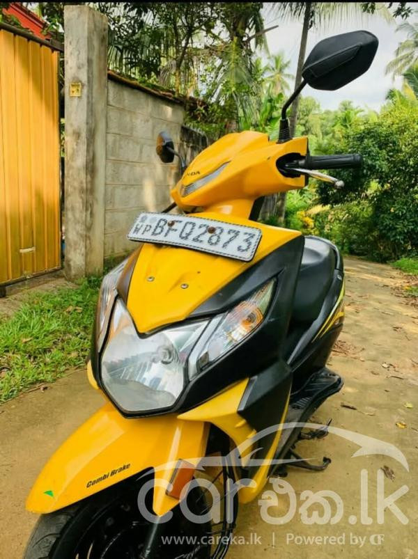 HONDA DIO 2017