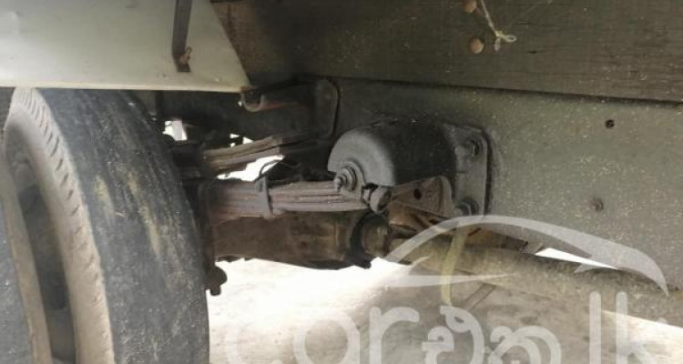 ISUZU ELF 1978