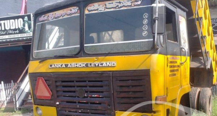 LANKA ASHOK LEYLAND TIPPER 2008