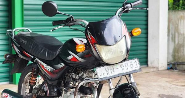 BAJAJ CT100 2011