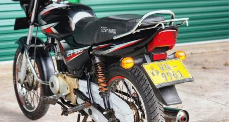 BAJAJ CT100 2011