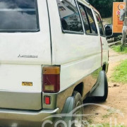 MITSUBISHI L300 1984