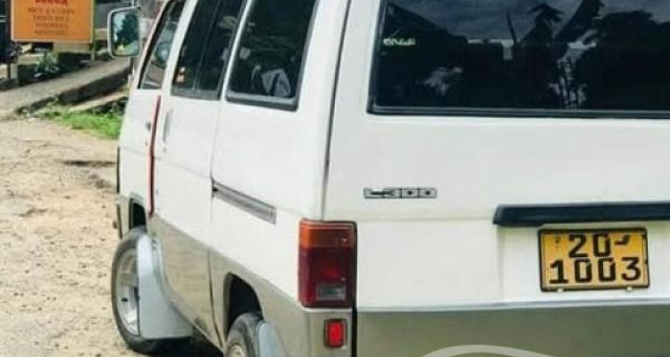 MITSUBISHI L300 1984