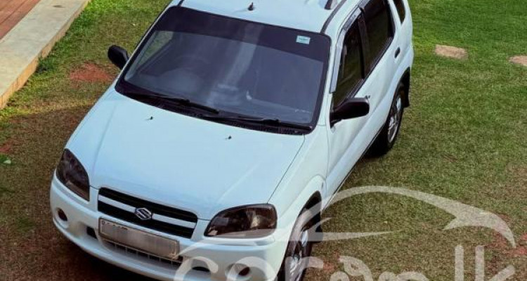 SUZUKI SWIFT 2004