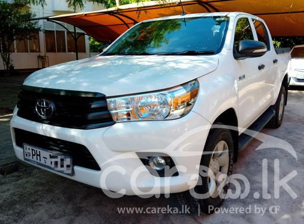 TOYOTA HILUX 2017