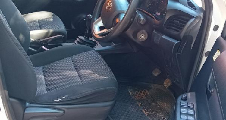 TOYOTA HILUX 2017