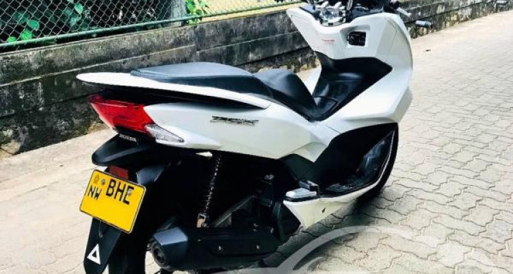 HONDA PCX 2016