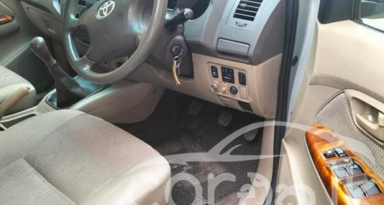 TOYOTA HILUX 2011