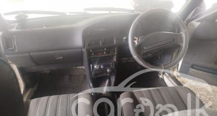 TOYOTA COROLLA EE90 1989