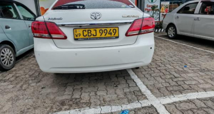 TOYOTA PREMIO 2019