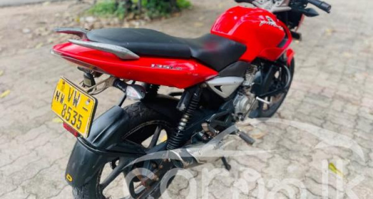 BAJAJ PULSAR 135 2010