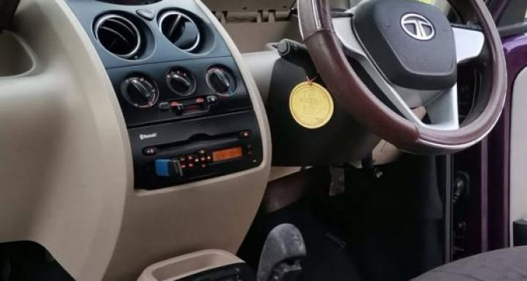 TATA NANO 2017