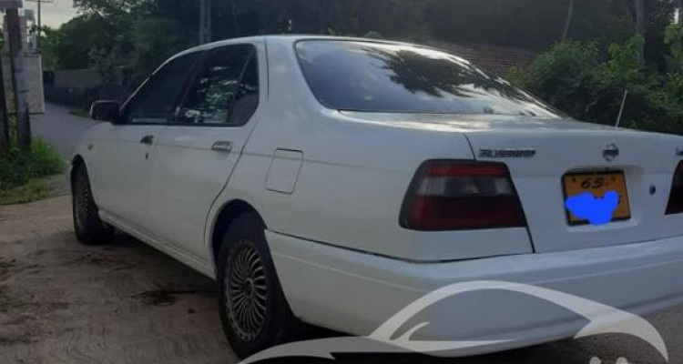 NISSAN BLUEBIRD 1997