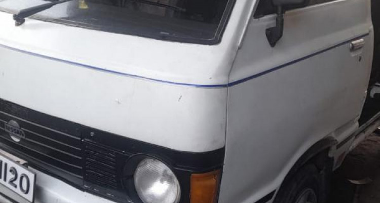NISSAN CHERRY VANETTE 1984
